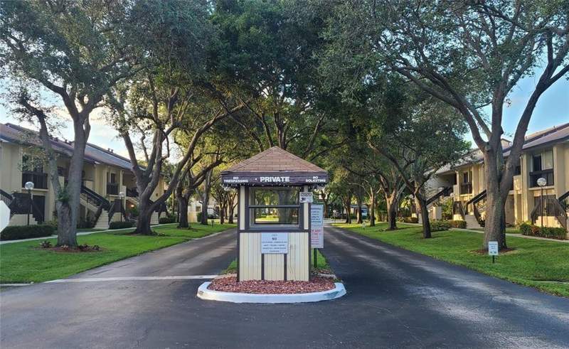 2 bedroom Condominium at 2059 SW 15th Street #217, Meadowridge East, Deerfield Beach — photo 3