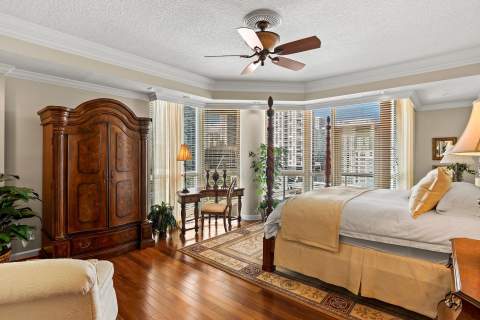 111 SE 8th Avenue #1501, Fort Lauderdale FL - photo 8 of 32