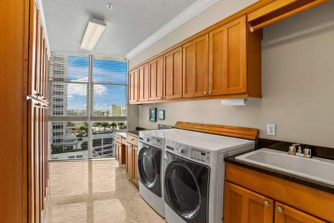 111 SE 8th Avenue #1501, Fort Lauderdale FL - photo 22 of 32