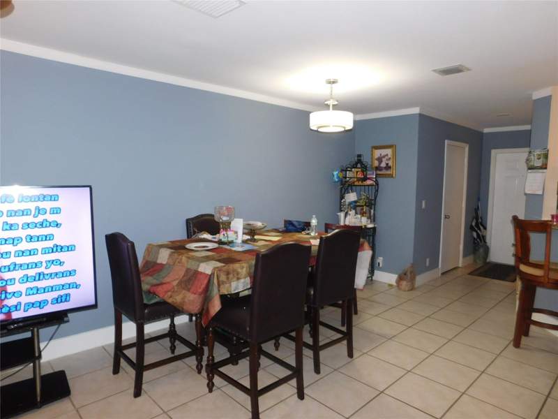3 bedroom Townhouse at 1106 SW 44th Way, Waterways / Pelican, Deerfield Beach — photo 3
