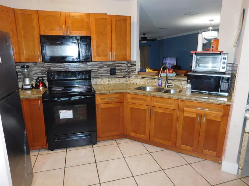 3 bedroom Townhouse at 1106 SW 44th Way, Waterways / Pelican, Deerfield Beach — photo 5