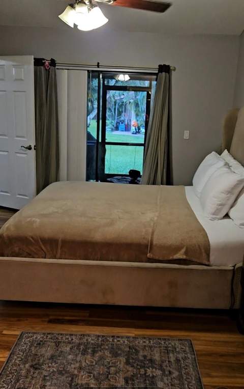 9215 W Sunrise Boulevard, Plantation FL - photo 7 of 13