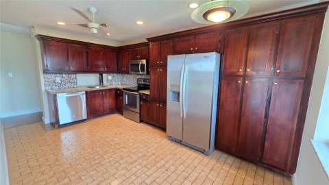 8751 Holly Court #202, Tamarac FL - photo 13 of 29