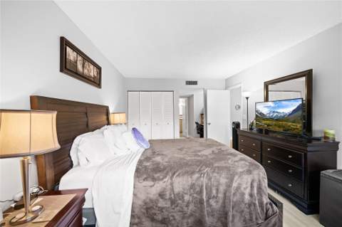3090 Holiday Springs Boulevard #306, Margate FL - photo 6 of 29