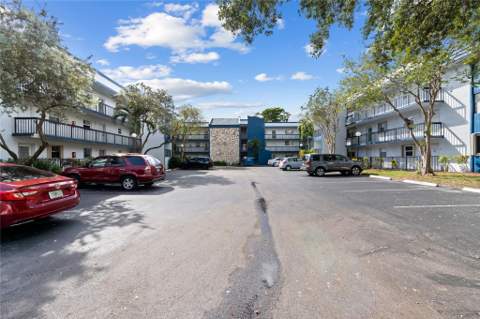 3090 Holiday Springs Boulevard #306, Margate FL - photo 18 of 29