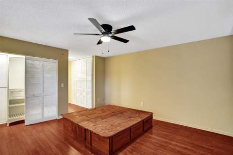 2334 S Cypress Bend Drive #304, Pompano Beach FL - photo 7 of 67