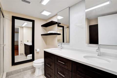 2334 S Cypress Bend Drive #304, Pompano Beach FL - photo 10 of 67