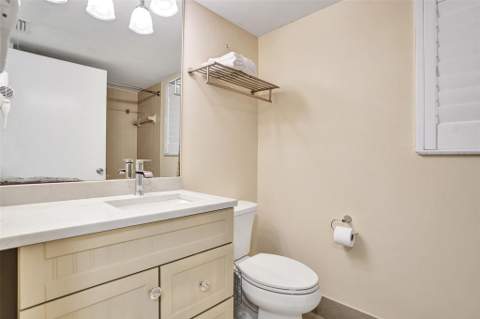 2334 S Cypress Bend Drive #304, Pompano Beach FL - photo 19 of 67