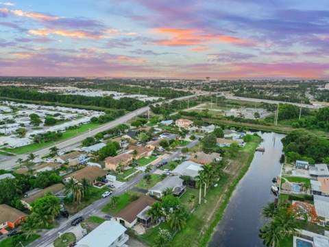 1034 SW 24th Avenue, Boynton Beach FL - photo 21 of 32