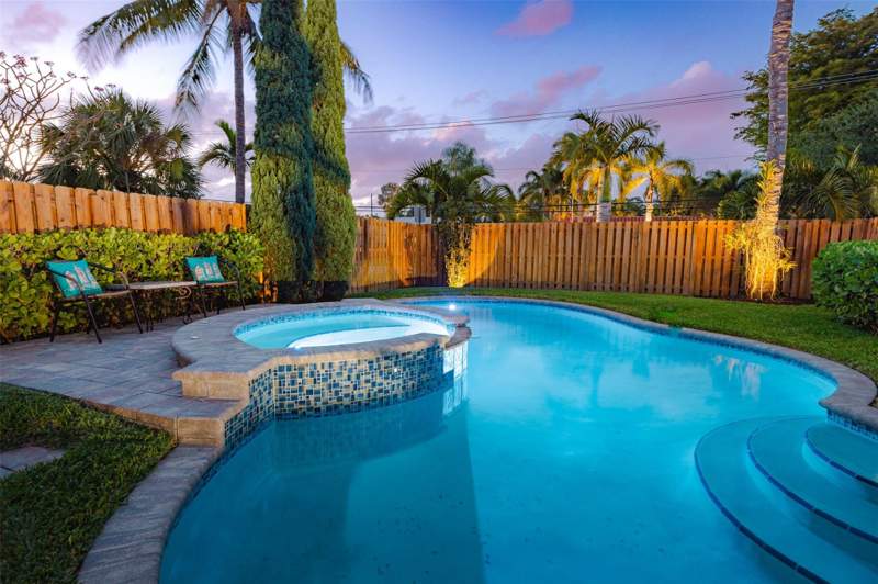 3 bedroom Single Family Residence at 1924 NE 18th Street, Lauder-Gate 26-48 B, Fort Lauderdale — photo 2