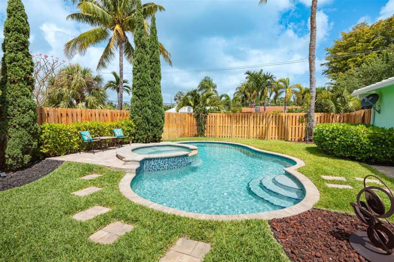 3 bedroom Single Family Residence at 1924 NE 18th Street, Lauder-Gate 26-48 B, Fort Lauderdale — photo 3