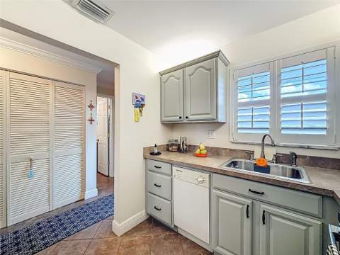 6570 Royal Palm Boulevard #312, Margate FL - photo 10 of 52
