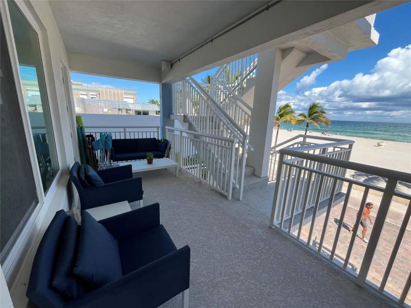 1 bedroom Stock Cooperative at 310 S Broadwalk #3b, Virginia St Co-Op, Hollywood — photo 5