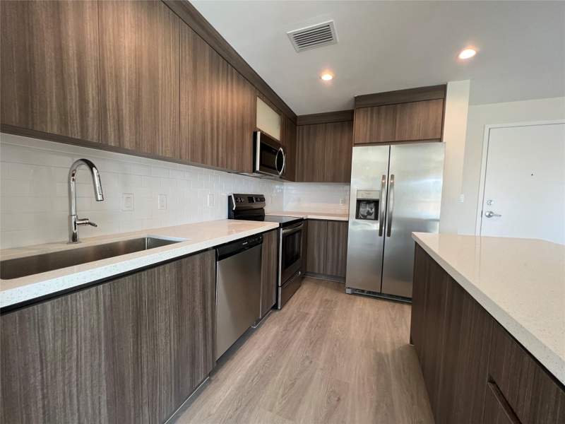 1 bedroom Condominium at 1938 Jackson Street #305, Aesthetic Apartments, Hollywood — photo 3