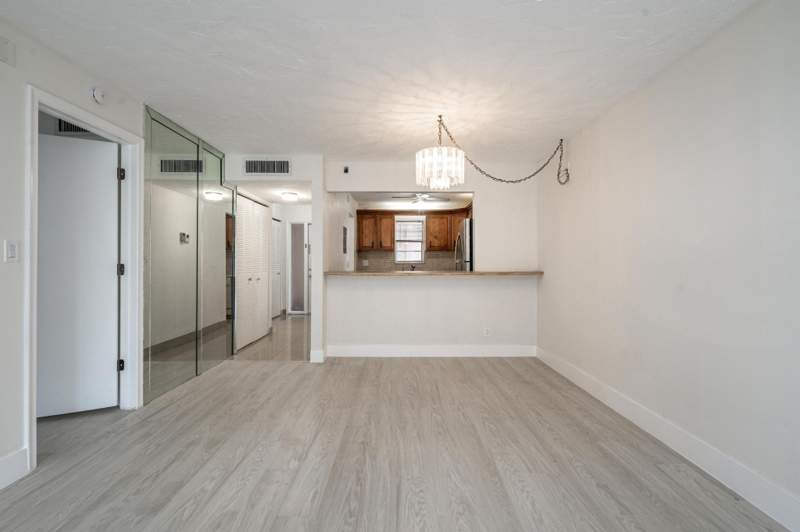 1 bedroom Condominium at 2551 Aragon Boulevard #406, Aragon, Sunrise — photo 5