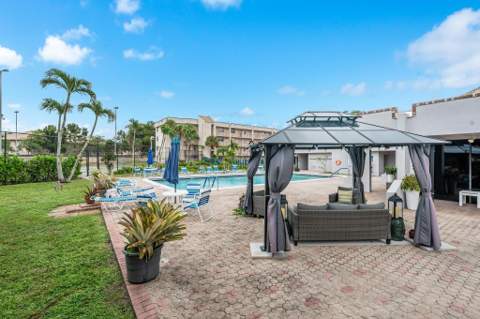 2551 Aragon Boulevard #406, Sunrise FL - photo 19 of 20