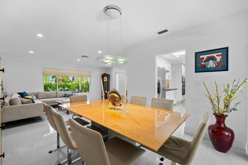 4 bedroom Single Family Residence at 326 Seven Isles Drive, Barcelona Isle, Fort Lauderdale — photo 3