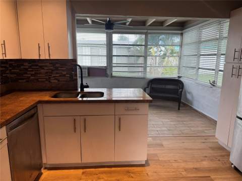 4938 NW 54th Court, Tamarac FL - photo 14 of 17