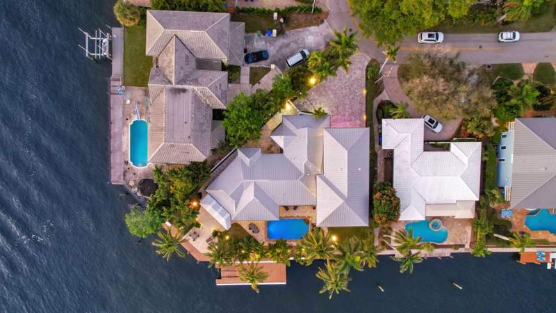 4 bedroom Single Family Residence at 288 S Tradewinds Avenue, Silver Shores, Lauderdale-By-The-Sea — photo 4