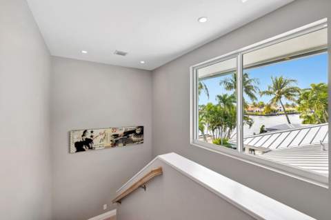 288 S Tradewinds Avenue, Lauderdale-By-The-Sea FL - photo 18 of 65