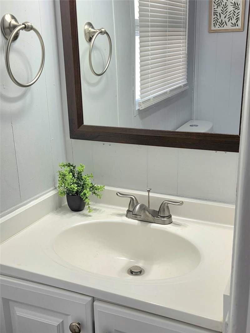 2 bedroom Mobile Home at 2050 SW 83rd Terrace, Park City Sec Three A 71-, Davie — photo 3