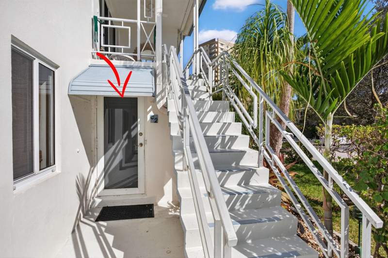 2 bedroom Stock Cooperative at 3201 SE 12th Street #C2, Lakeside Apartments, Pompano Beach — photo 2