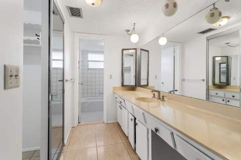 4090 NW 42nd Avenue #309, Lauderdale Lakes FL - photo 19 of 27