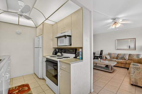 3025 Guildford B #3025, Boca Raton FL - photo 12 of 67