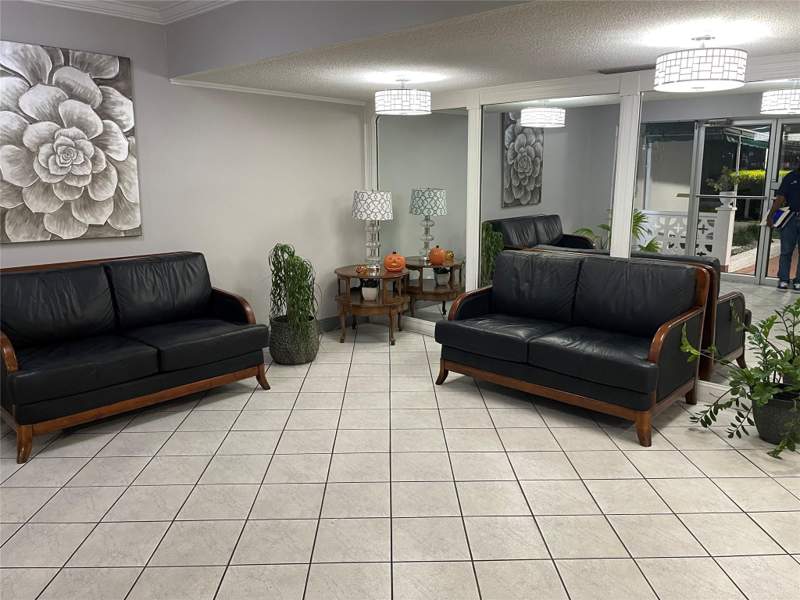 2 bedroom Condominium at 4751 NW 21st Street #500, Castle Gardens, Lauderhill — photo 2