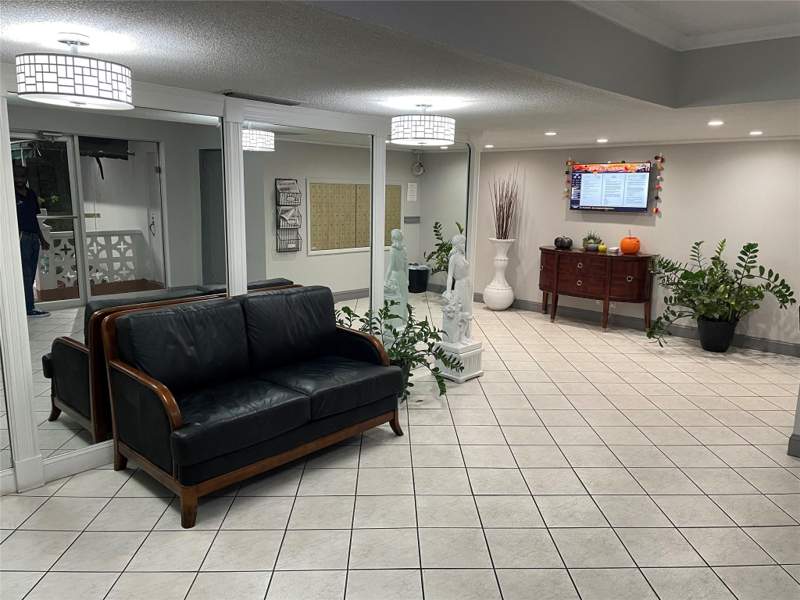2 bedroom Condominium at 4751 NW 21st Street #500, Castle Gardens, Lauderhill — photo 3
