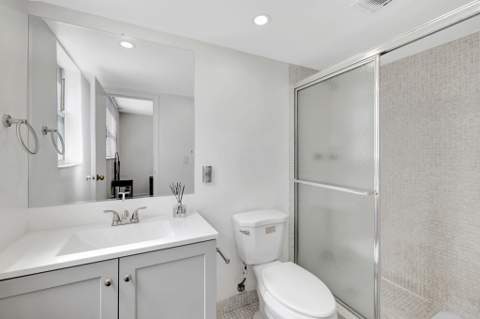 2800 Somerset Drive #218j, Lauderdale Lakes FL - photo 22 of 29