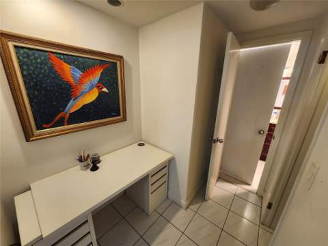 1201 Hillcrest Court #105, Hollywood FL - photo 16 of 21
