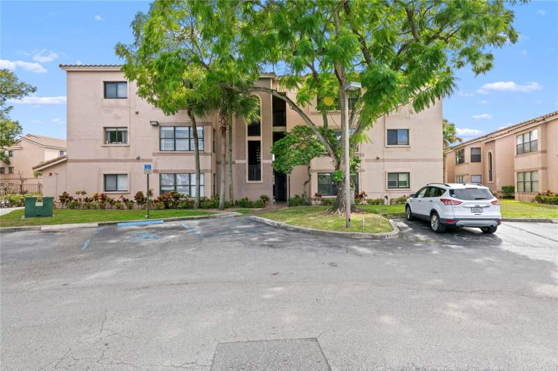2 bedroom Condominium at 2906 S University Drive #10204, Sundance at Davie, Davie — photo 3