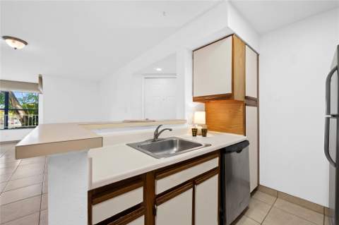 2906 S University Drive #10204, Davie FL - photo 17 of 21