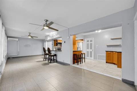 6501 NW 24th Court, Sunrise FL - photo 6 of 22