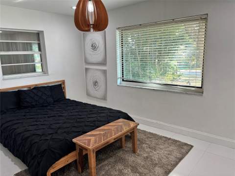 2101 NE 55th Court, Fort Lauderdale FL - photo 10 of 11
