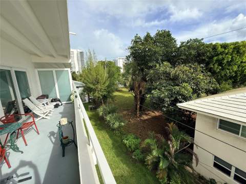 3212 NE 12th Street #303, Pompano Beach FL - photo 17 of 19