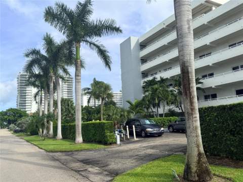 3212 NE 12th Street #303, Pompano Beach FL - photo 19 of 19