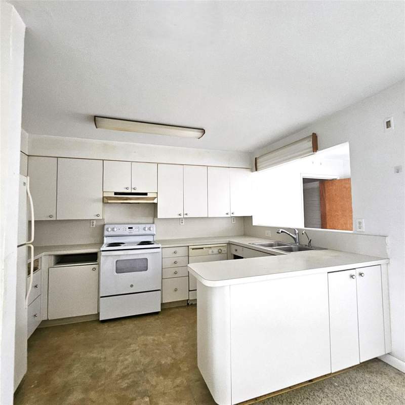 2 bedroom Single Family Residence at 370 NW 65th Avenue, Plantation Court, Plantation — photo 3