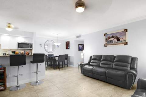 7194 Ashmont Circle #112, Fort Lauderdale FL - photo 15 of 24