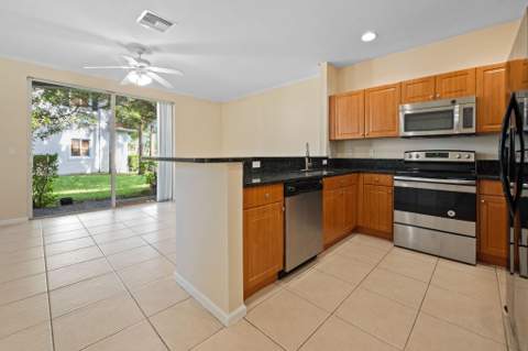 8299 SW 27th Street #101, Miramar FL - photo 9 of 30