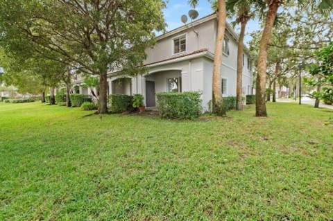 8299 SW 27th Street #101, Miramar FL - photo 23 of 30