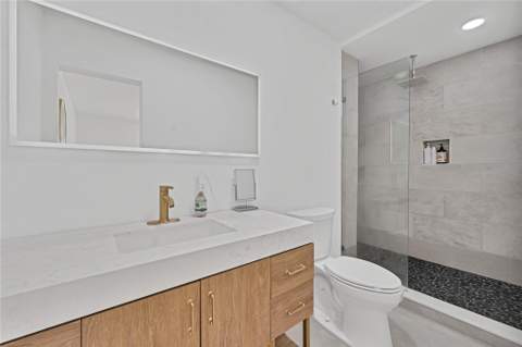 300 SW 65th Way, Pembroke Pines FL - photo 18 of 35