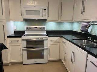 565 Oaks Lane #103, Pompano Beach FL - photo 19 of 41