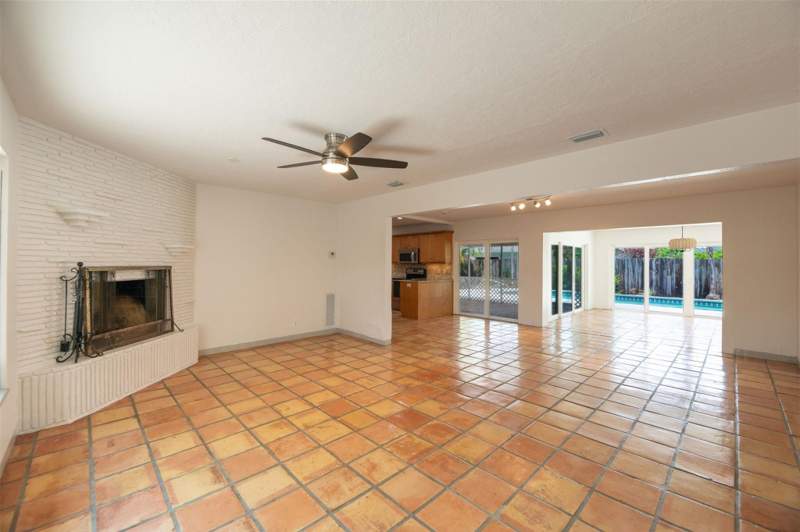 2 bedroom Single Family Residence at 1623 NE 20th Street, Poinsettia Heights River, Fort Lauderdale — photo 4