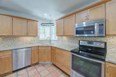 1623 NE 20th Street, Fort Lauderdale FL - photo 13 of 35