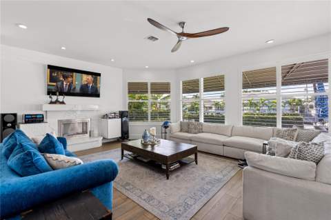 1580 SE 8th Street, Deerfield Beach FL - photo 12 of 46