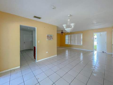 2421 NW 63rd Avenue, Sunrise FL - photo 6 of 19