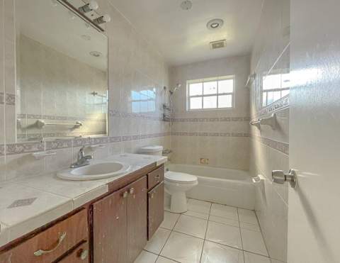 2421 NW 63rd Avenue, Sunrise FL - photo 16 of 19