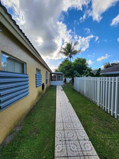 10611 SW 21st Street, Miramar FL - photo 6 of 20